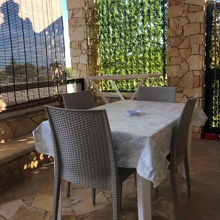 Oasi Dei Sogni 3* 兰佩杜萨