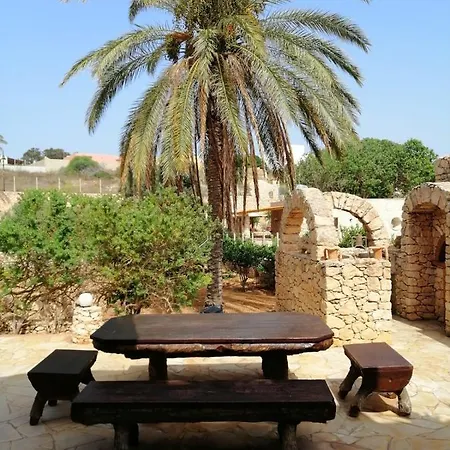 Oasi Dei Sogni 3* 兰佩杜萨